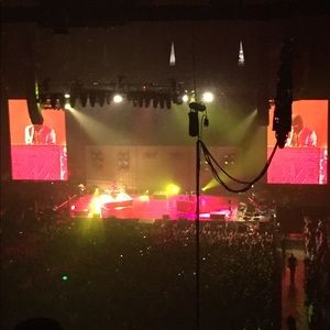 Meet your Posher, Maddie